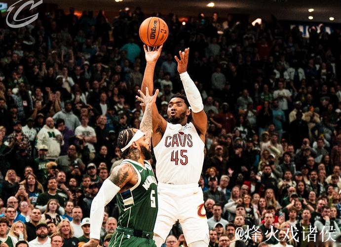 米切尔绝杀助骑士豪取7连胜，雄鹿5连败，绿军大胜黄蜂