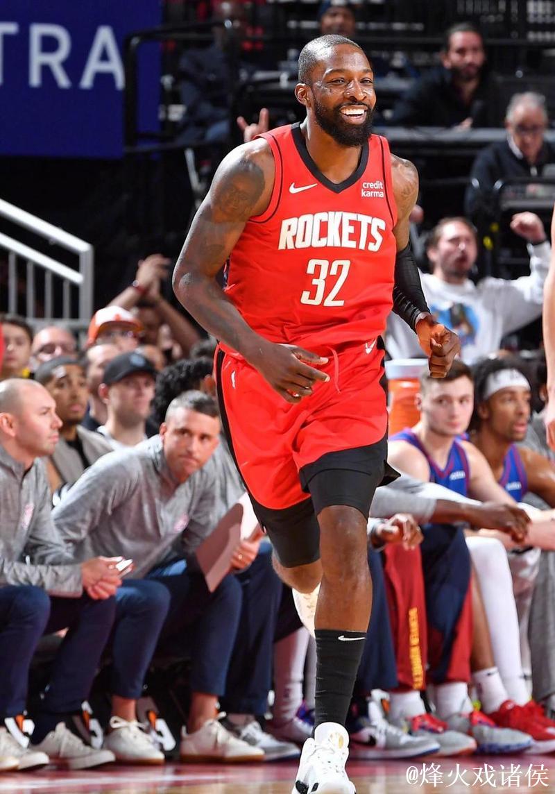 格林36分火箭险胜马刺 骑士力克尼克斯4连胜